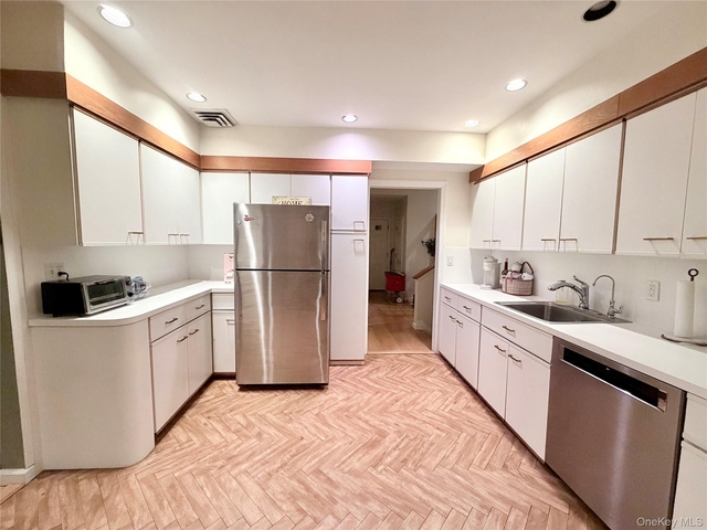 821 Channel Road - Photo 1