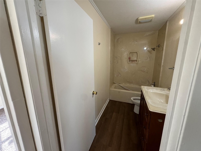 909 14th Avenue N - Photo 1