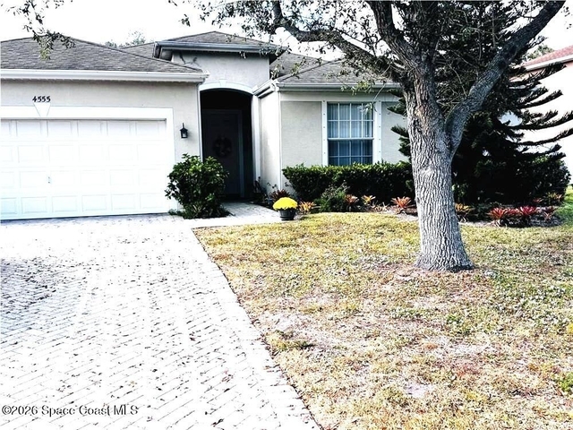 4555 61st Terrace - Photo 1