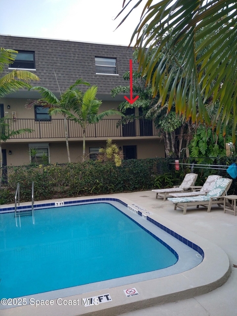 1020 Pinetree Drive - Photo 1