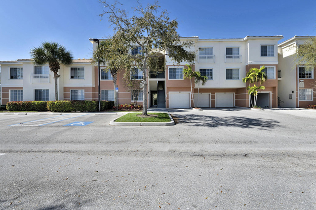 1201 Myrtlewood Circle E - Photo 1