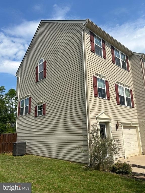 221 Woodstream Boulevard - Photo 1