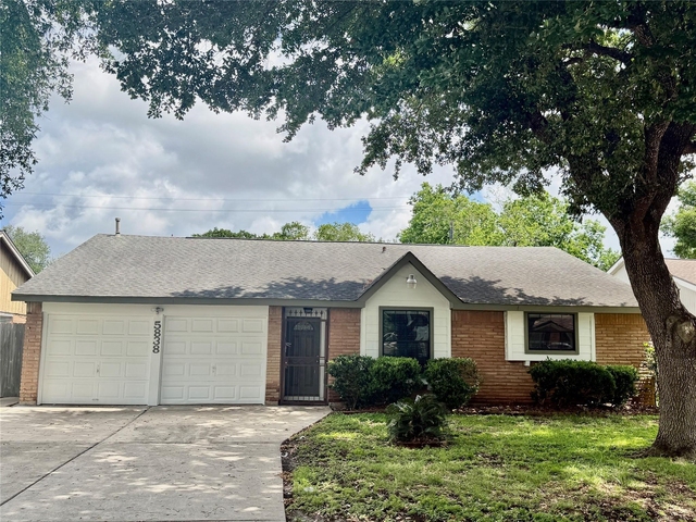 5838 Ludington Drive - Photo 1