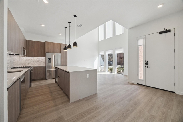 1 Riva Row - Photo 1