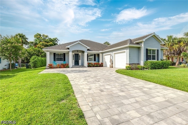 1221 La Faunce Way - Photo 1