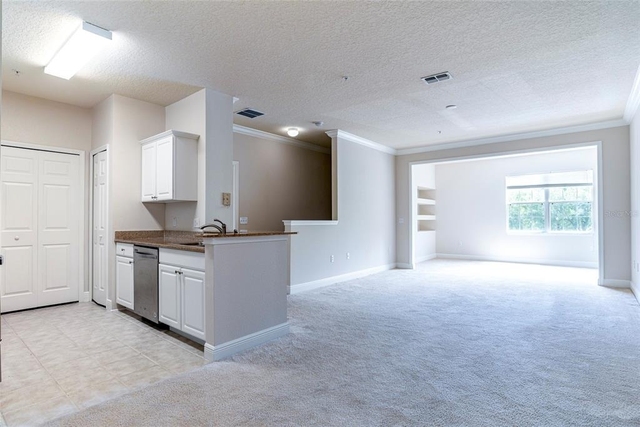 417 Southern Pecan Circle - Photo 1