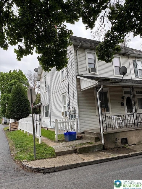 119 School Street - Photo 1