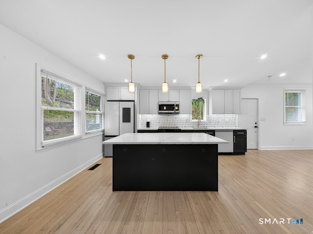 20 Oakridge Road - Photo 1