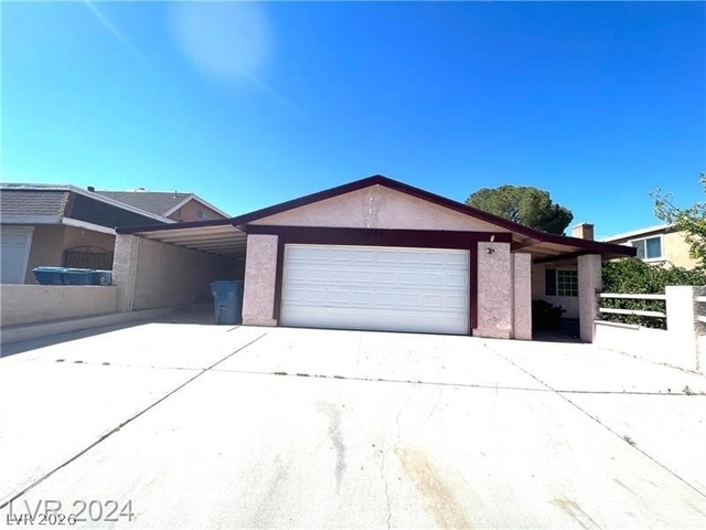 7054 Fenway Avenue - Photo 1