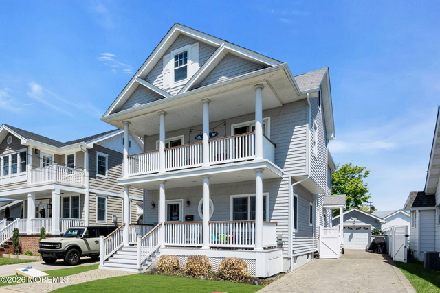 310 18th Avenue - Photo 1