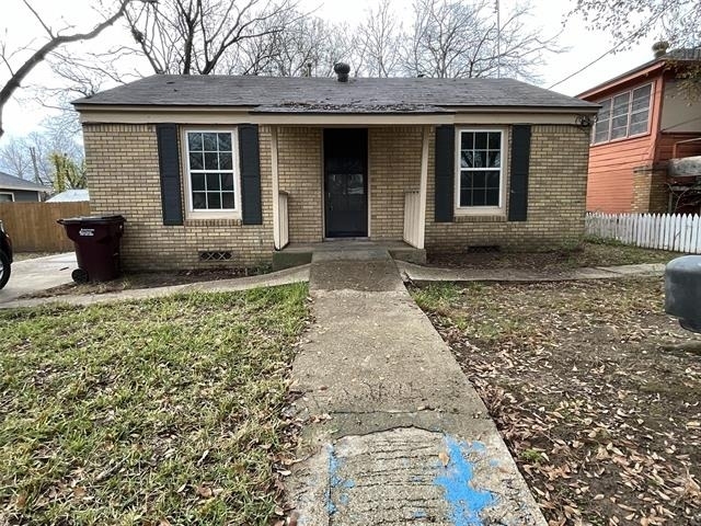 405 Beard Street - Photo 1