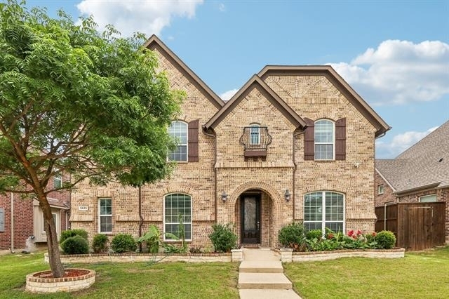 5625 Kerry Drive - Photo 1