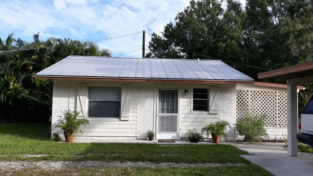 5306 Pinetree Drive - Photo 1