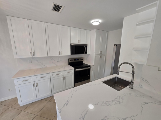4503 Nw 6th Avenue - Photo 1