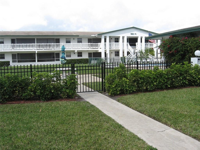 1631 Nw 46th Avenue - Photo 1