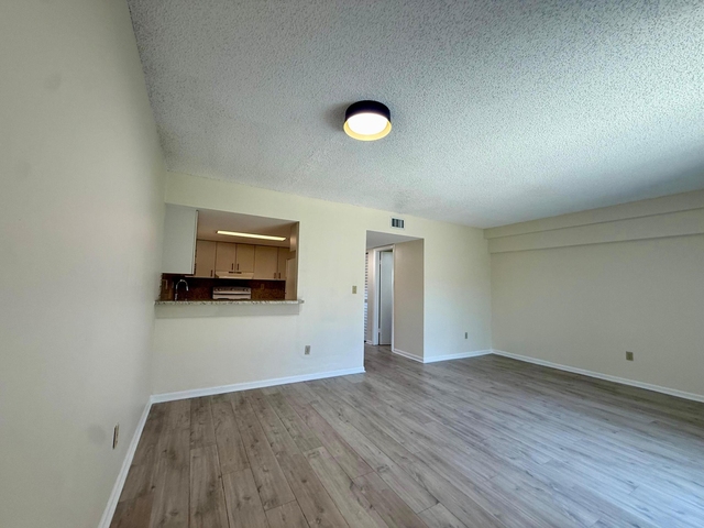321 Gulfstream Road - Photo 1