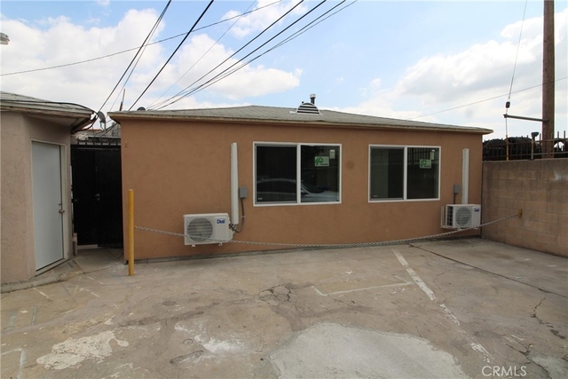 4986 Southern Avenue - Photo 1
