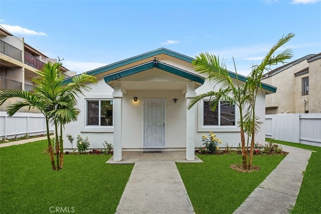 1009 N N Parton - Photo 1
