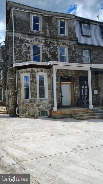 3412 N 19th Street - Photo 1