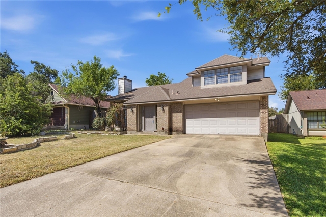 6700 Shiner St - Photo 1
