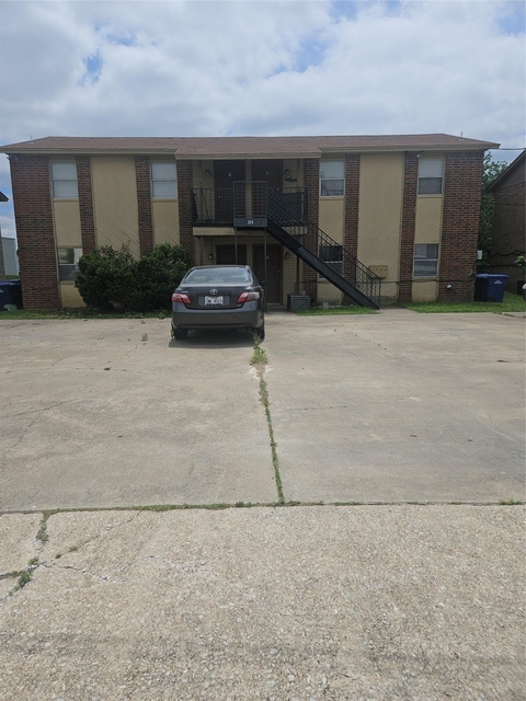 308 Erby Ave - Photo 1