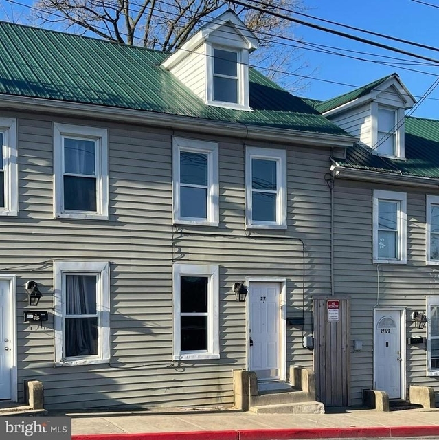 27 Bethel Street - Photo 1
