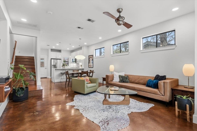 115 Havana St - Photo 1