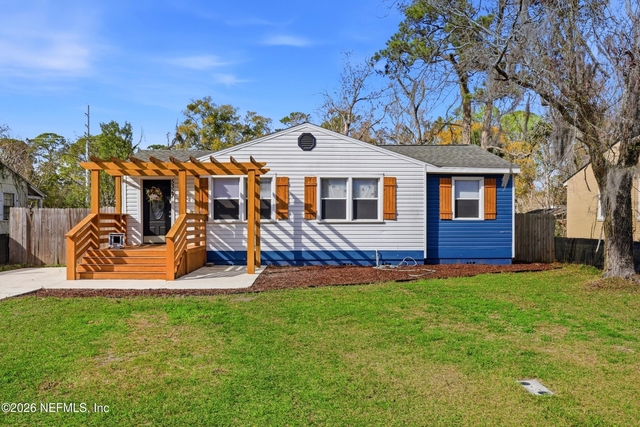 5327 Lexington Avenue - Photo 1