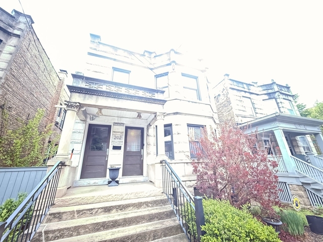 202 N Marion Street - Photo 1