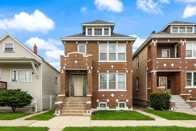 4749 S Keeler Avenue - Photo 1