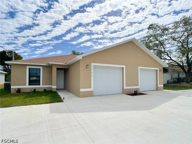 2005 Chiquita Boulevard S - Photo 1