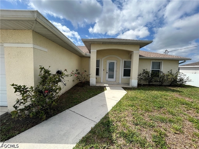 1426 Nw 12th Street - Photo 1