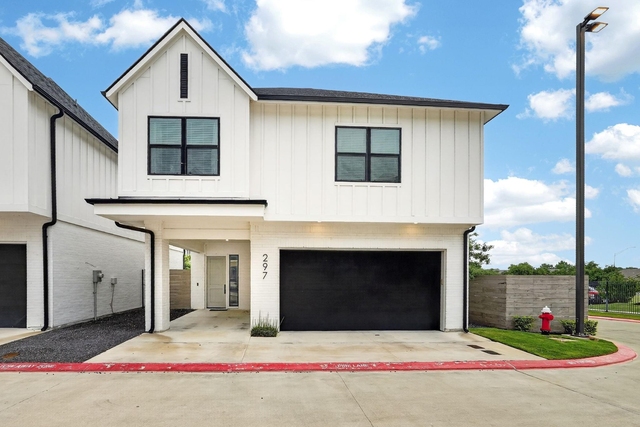 297 Estates Circle - Photo 1