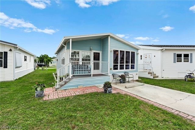 4751 Lafayette Lane W - Photo 1
