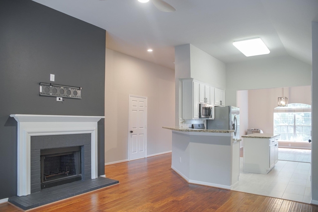 91 N Willow Point Circle - Photo 1