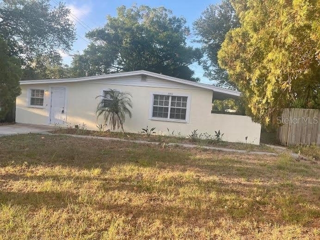 3302 W Wallace Avenue - Photo 1