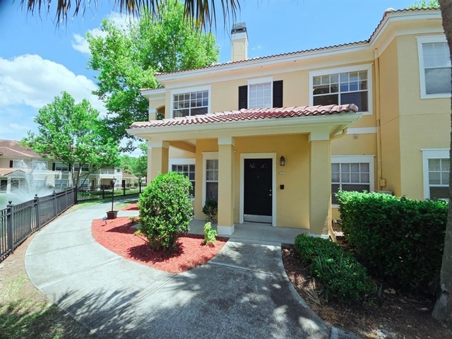 2422 White Magnolia Way - Photo 1