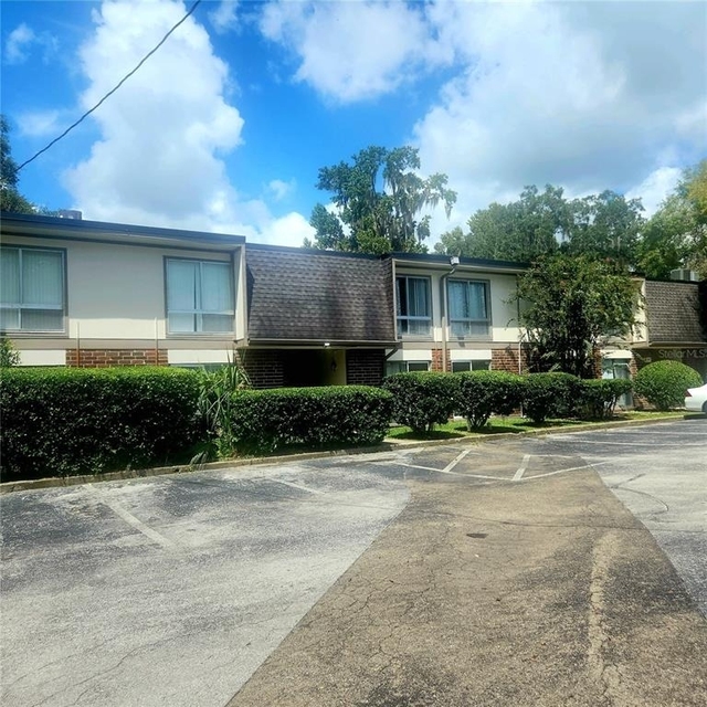 1700 Sw 16th Court - Photo 1