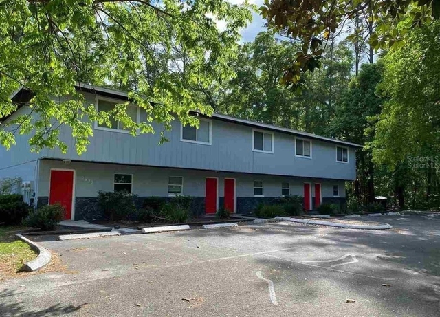 2422 Nw 4th Terrace - Photo 1