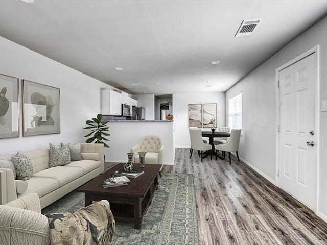 2204 W Rosedale Street S - Photo 1