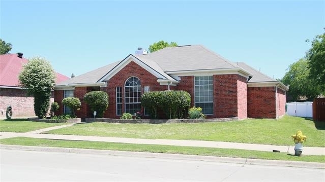2226 Orchard Trail - Photo 1
