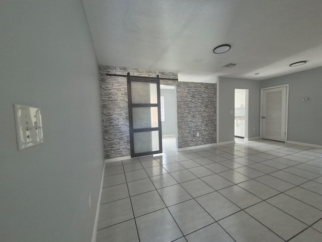 7221 Venetian Street - Photo 1