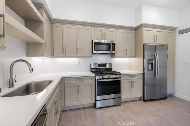 1632 Doheny Way - Photo 1