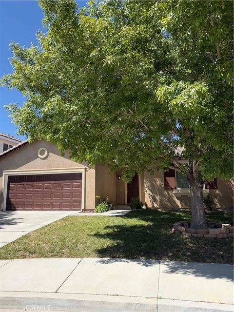 15678 Inca Way - Photo 1