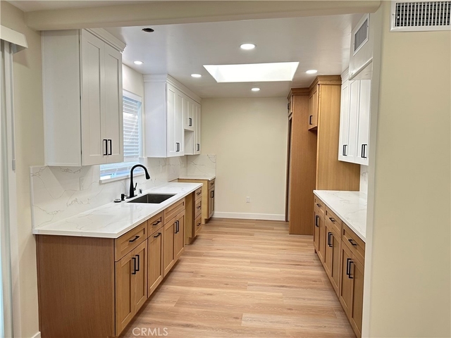 7321 Darby Place - Photo 1