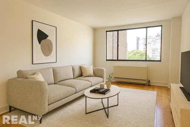 323 W 96th St - Photo 1
