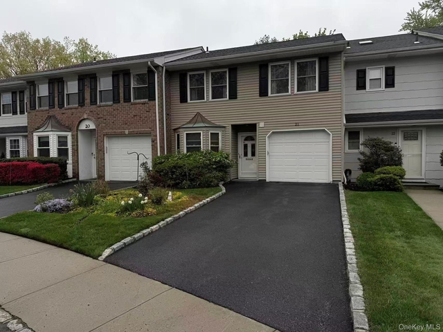 21 Manors Drive - Photo 1