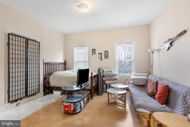 1804 Fairmount Avenue - Photo 1