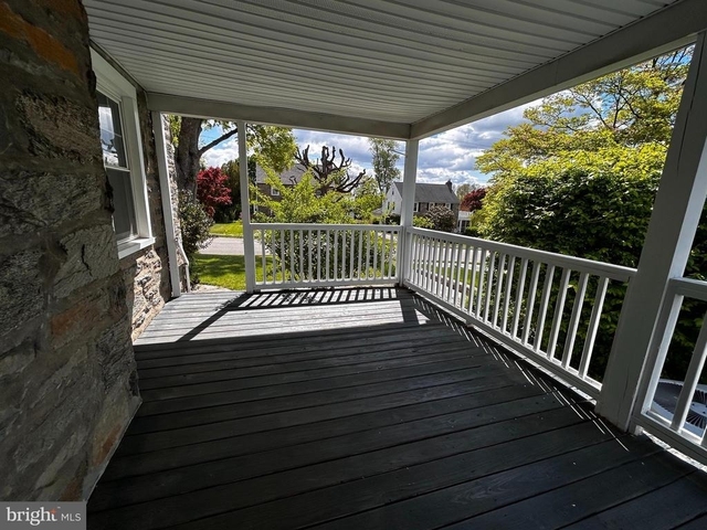 56 N New Ardmore Avenue - Photo 1