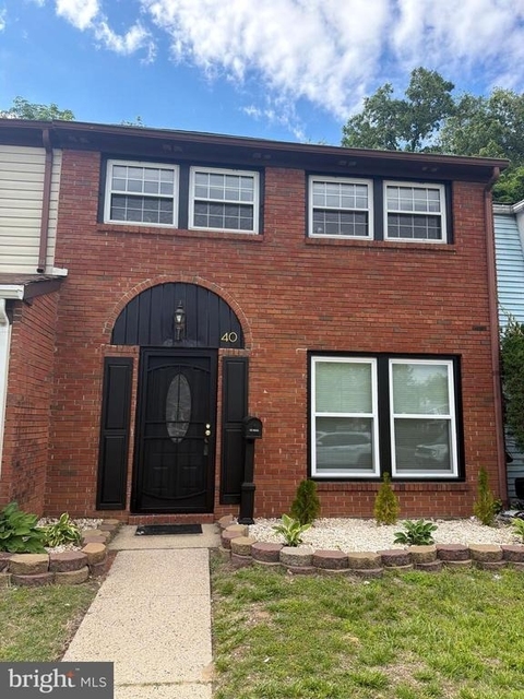40 Rittenhouse Drive - Photo 1